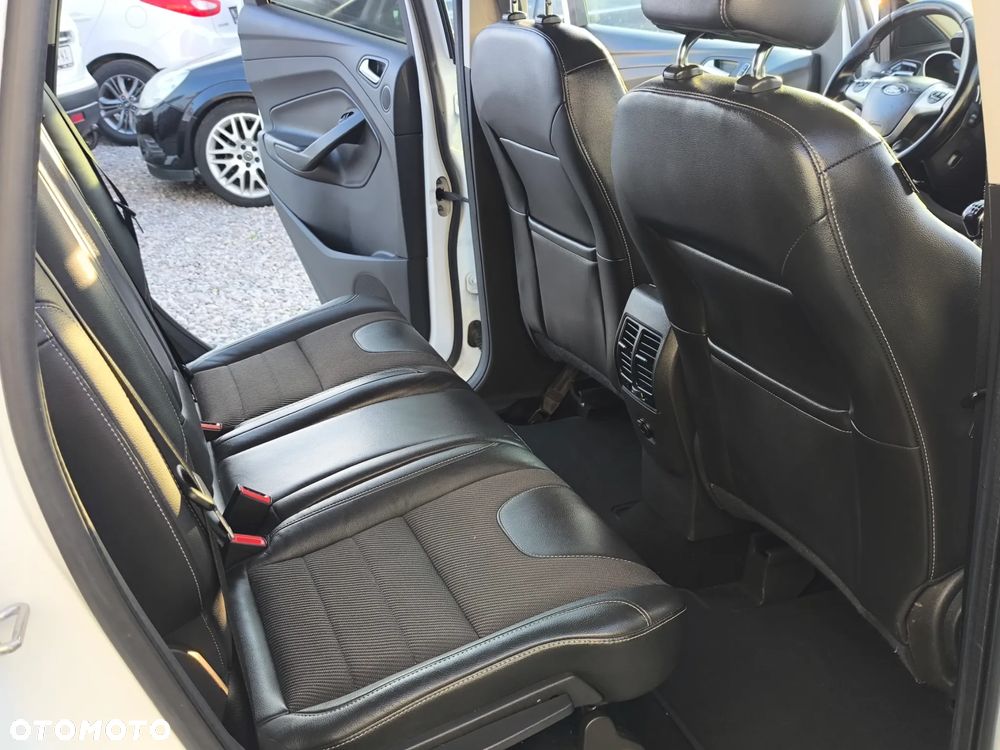 Ford Kuga 2.0 TDCi FWD Titanium - 23