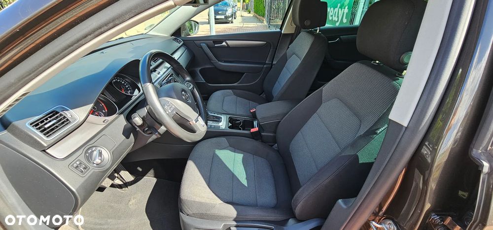 Volkswagen Passat 1.4 TSI DSG BlueMotion Technology Trendline - 16