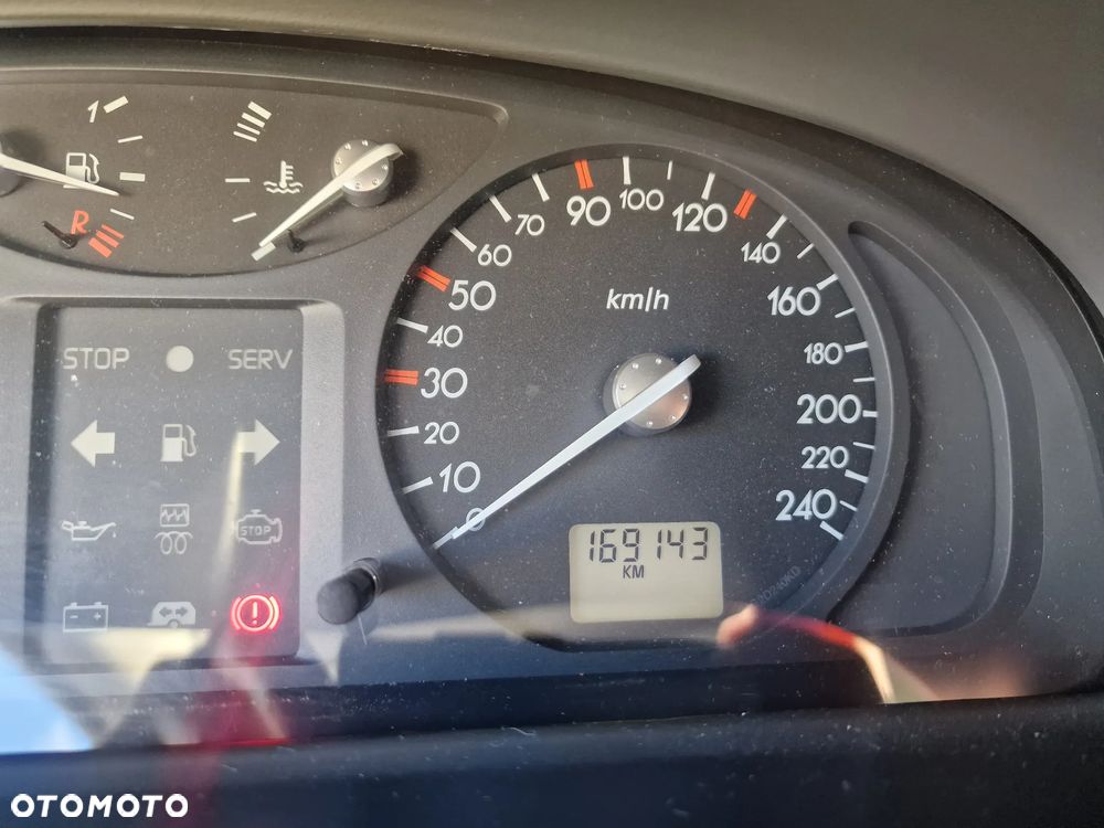 Renault Laguna 1.9 dCi Expression - 11