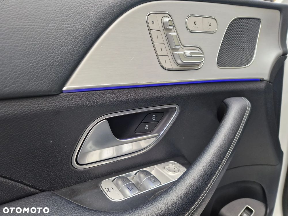 Mercedes-Benz GLE - 19