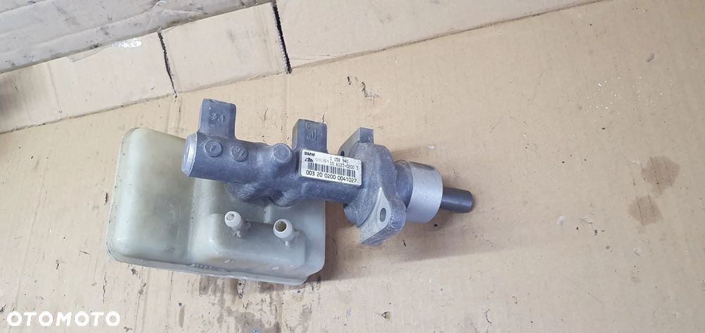 Pompa serwa hamulca zbiorniczek BMW 3 E36 1158940 - 5
