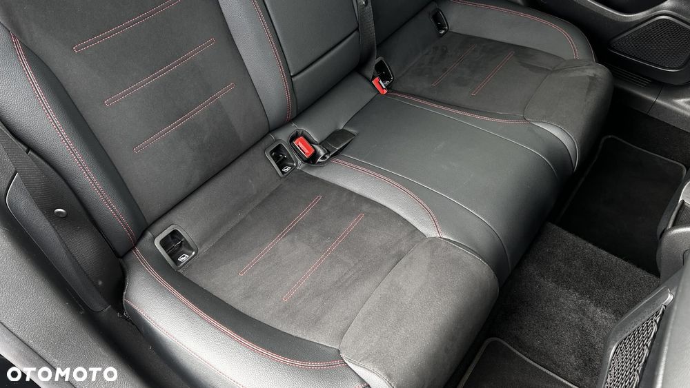 Mercedes-Benz CLA 200 mHEV 7G-DCT - 29