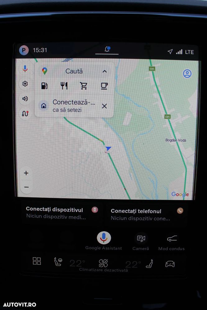 Volvo XC 40 B3 AT FWD MHEV Plus Dark - 16
