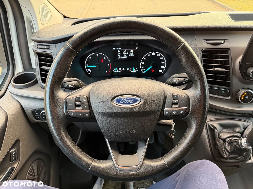 Ford Transit Custom - 24