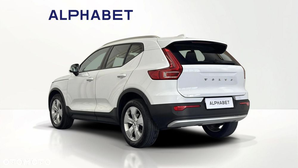 Volvo XC 40 T3 Momentum Pro - 6