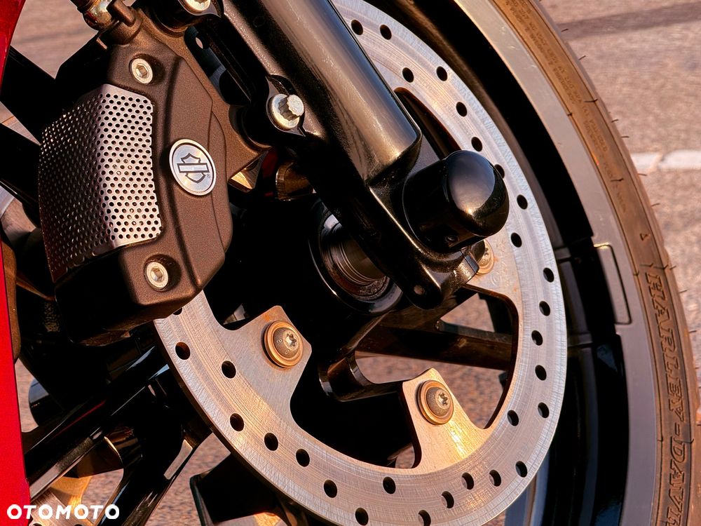 Harley-Davidson Touring Street Glide - 8