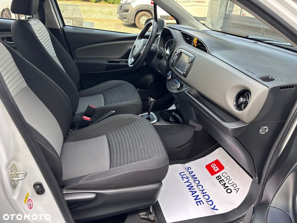 Toyota Yaris 1.5 Premium CVT - 14
