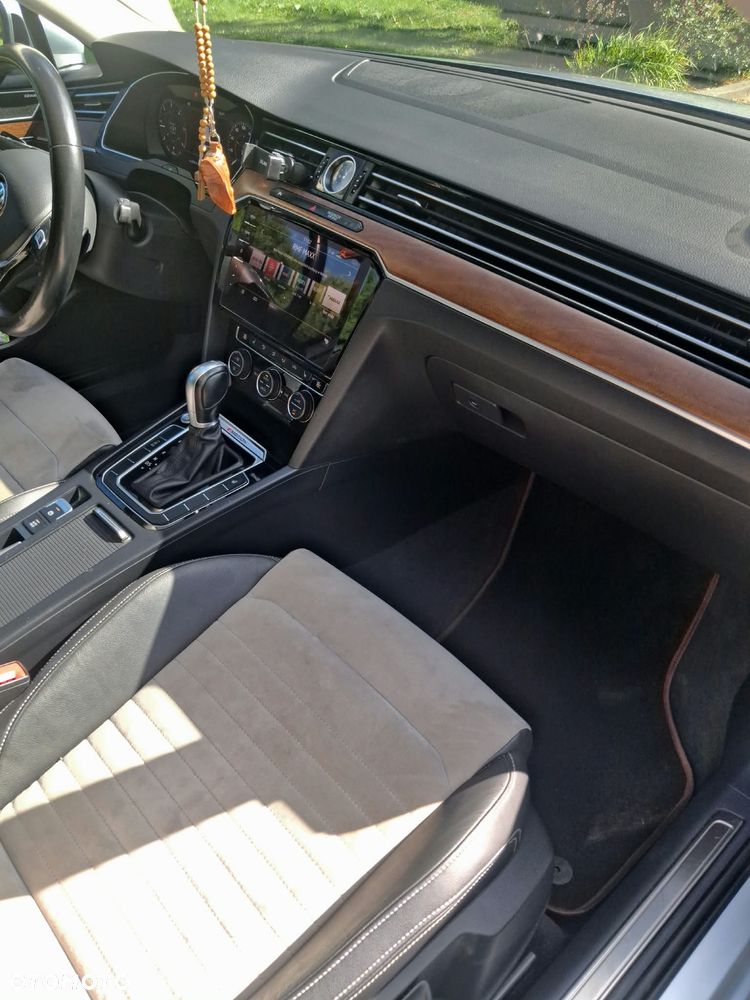 Volkswagen Passat 2.0 TDI BMT SCR 4Mot Highline DSG7 - 10