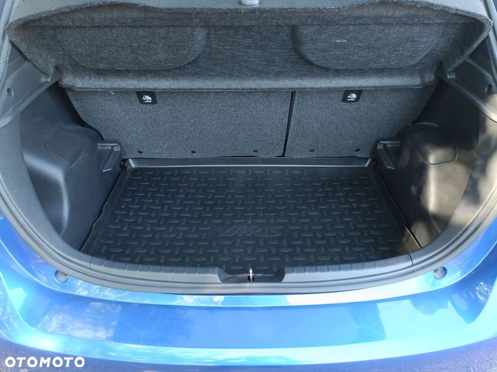 Toyota Yaris 1.5 Selection - 13