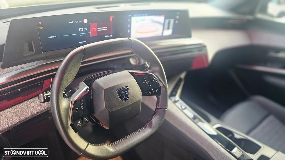 Peugeot 5008 Hybrid 145 e-DSC6 Allure - 23