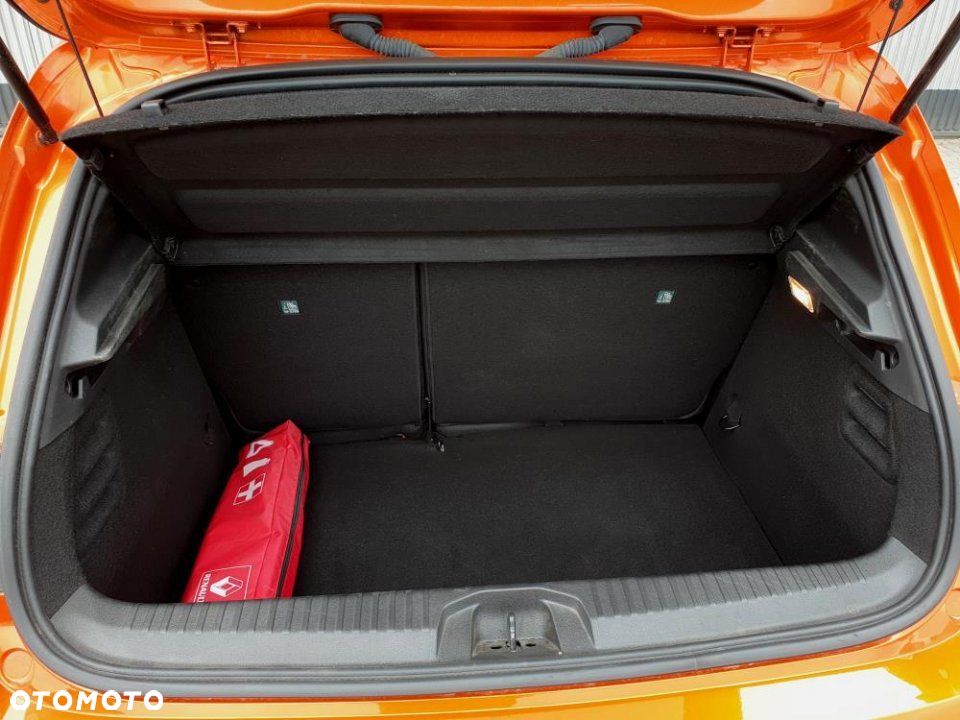 Renault Clio - 37