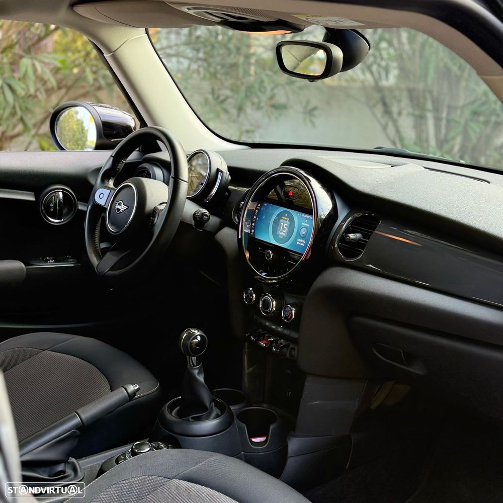 MINI 3 Portas One Classic - 9