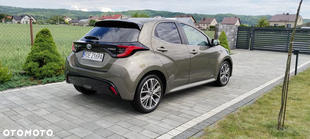 Toyota Yaris Hybrid 1.5 Executive - 23