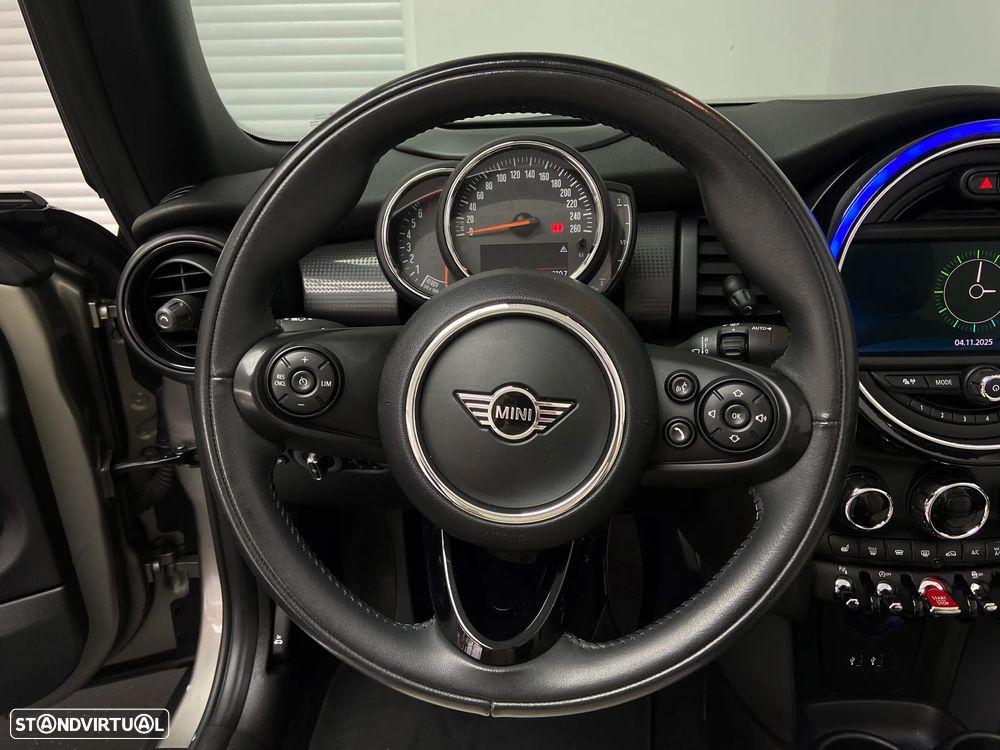 MINI Cabrio Cooper Auto - 16