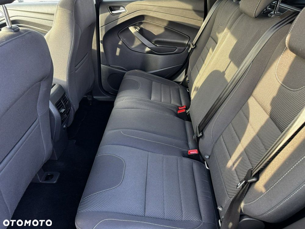 Ford Kuga 2.0 TDCi 4x2 Titanium - 28