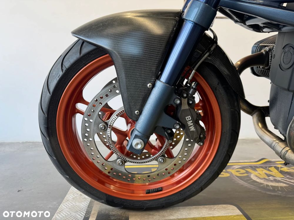 BMW R - 18