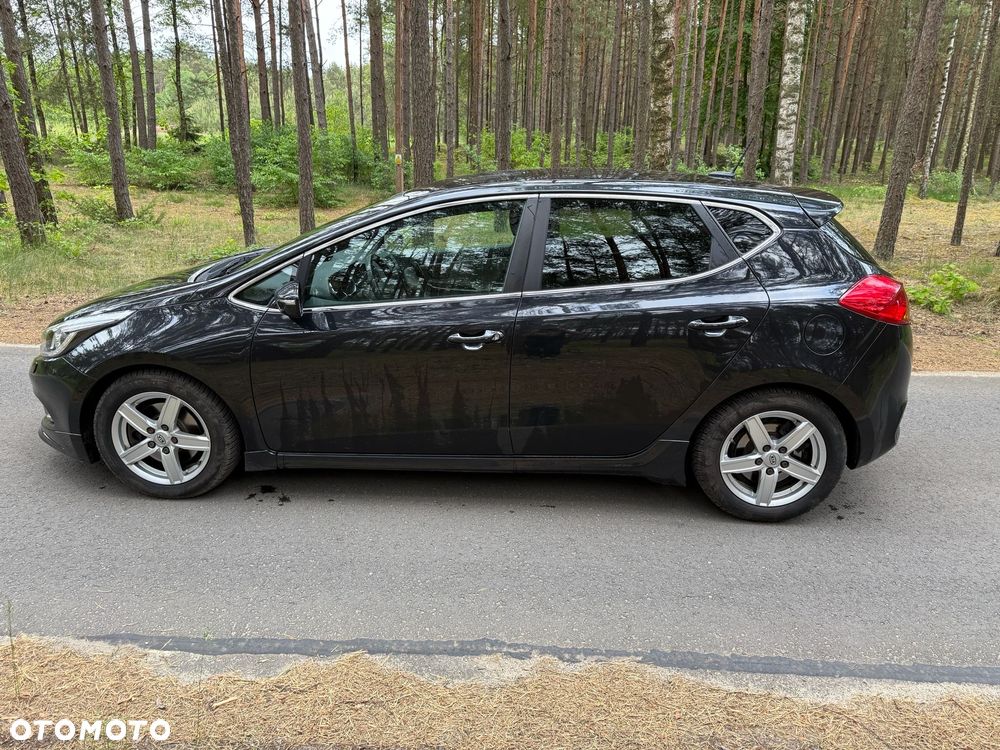 Kia Ceed 1.6 GDI DCT Platinum Edition - 6