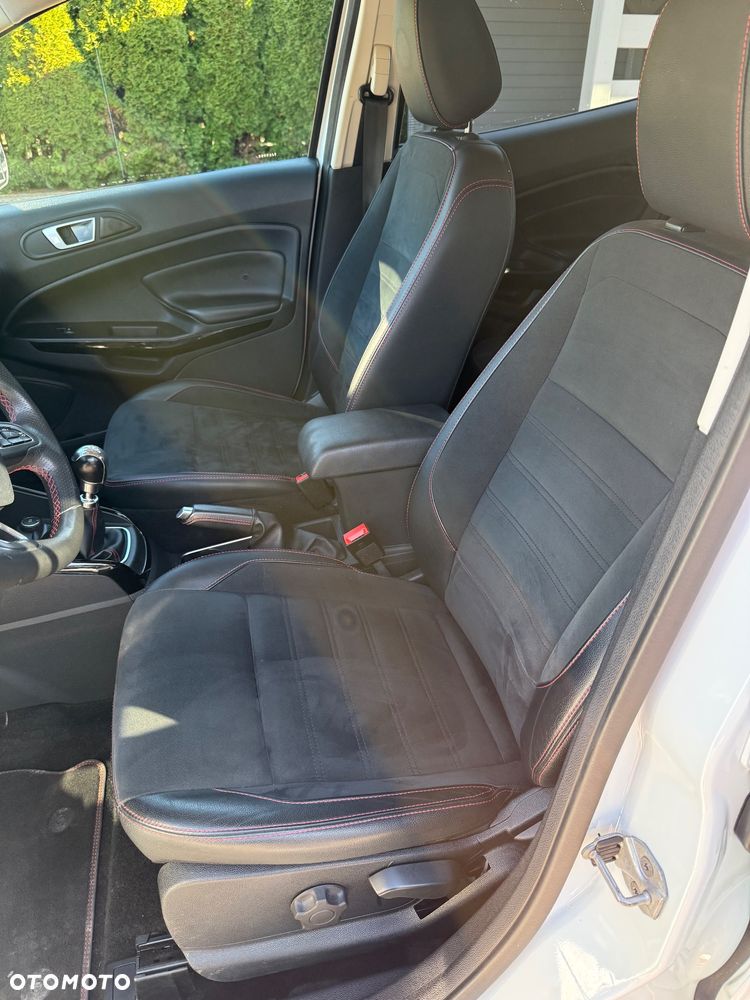 Ford EcoSport 1.0 EcoBoost ST-LINE - 25