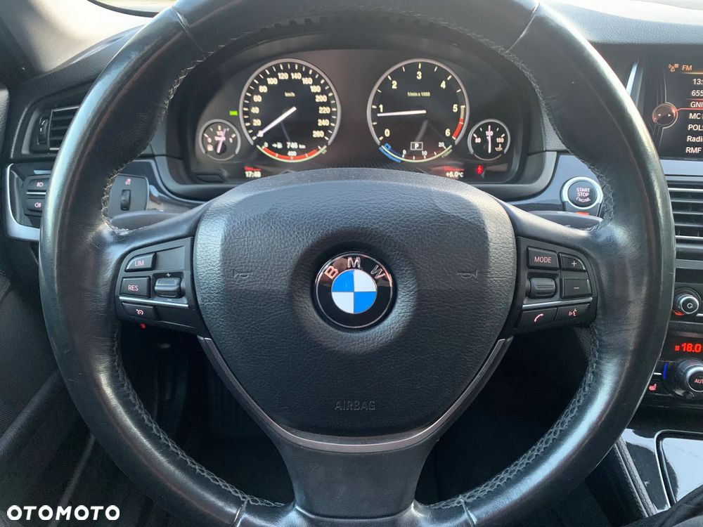 BMW Seria 5 520d Efficient Dynamics Edition - 16