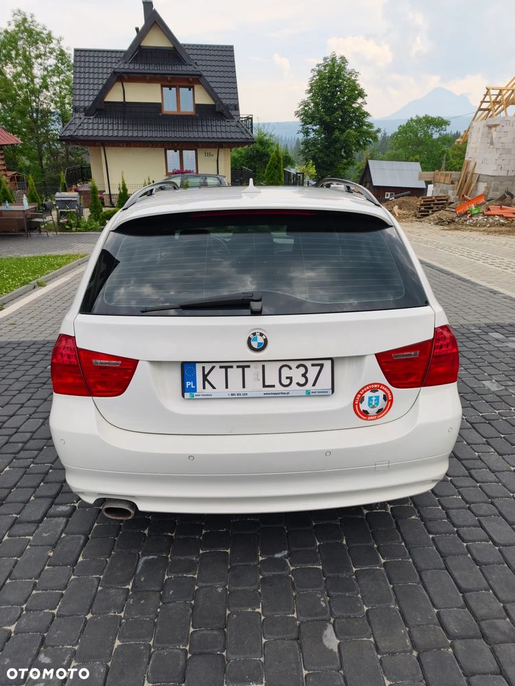 BMW Seria 3 318d - 6