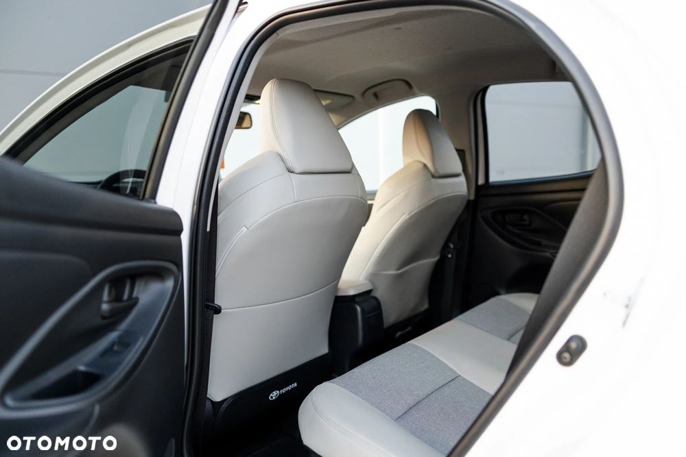 Toyota Yaris Hybrid 1.5 Executive - 18