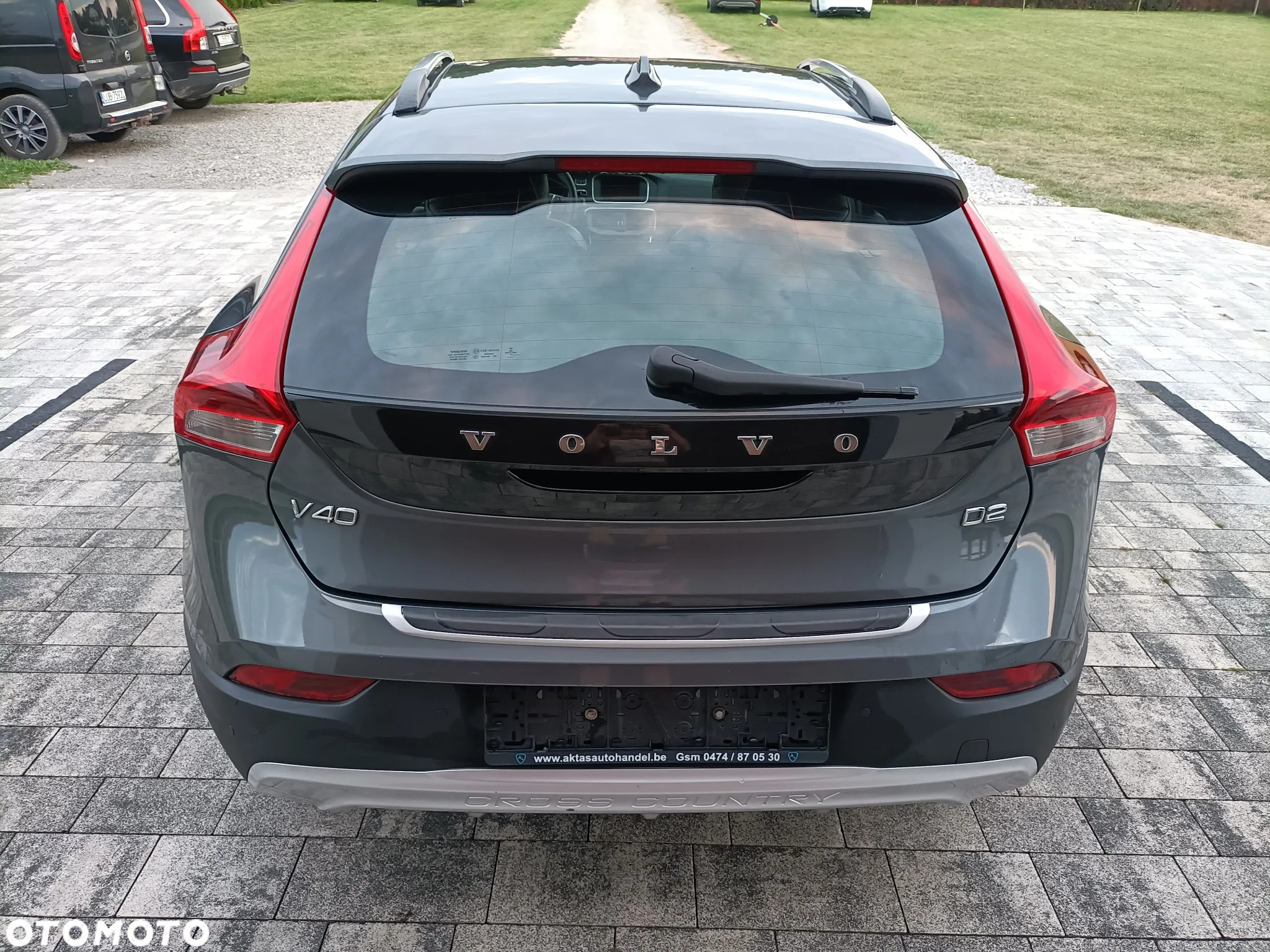 Volvo V40 D2 Momentum - 10