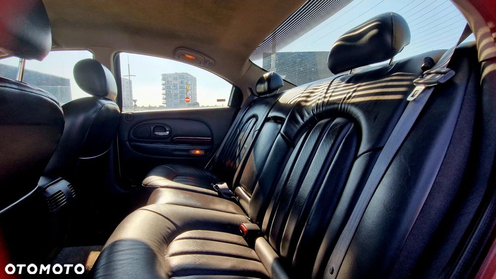 Chrysler 300M - 25