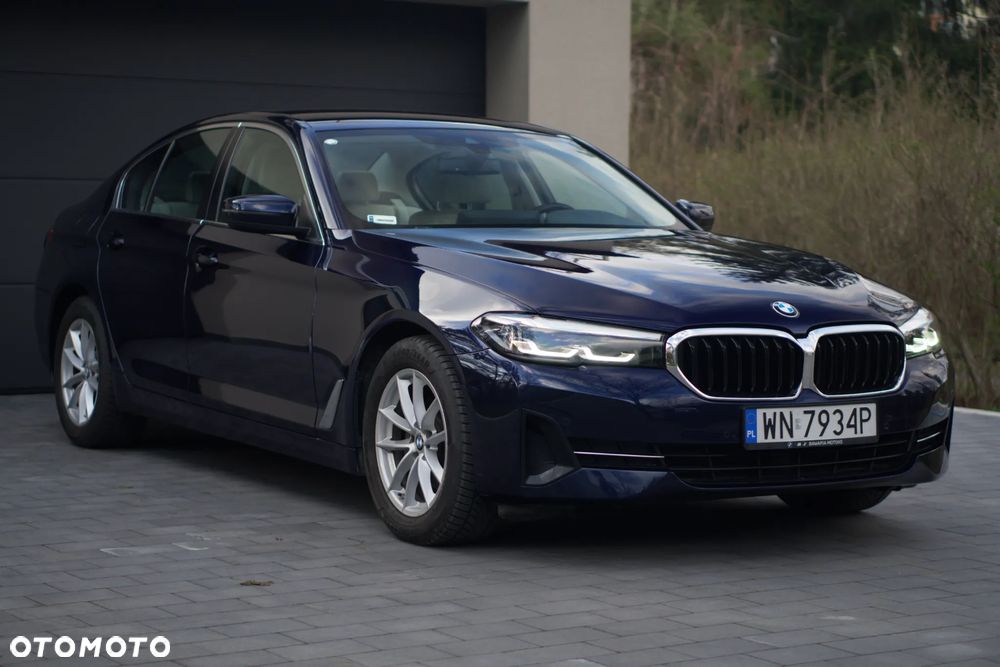 BMW Seria 5 520d xDrive - 3