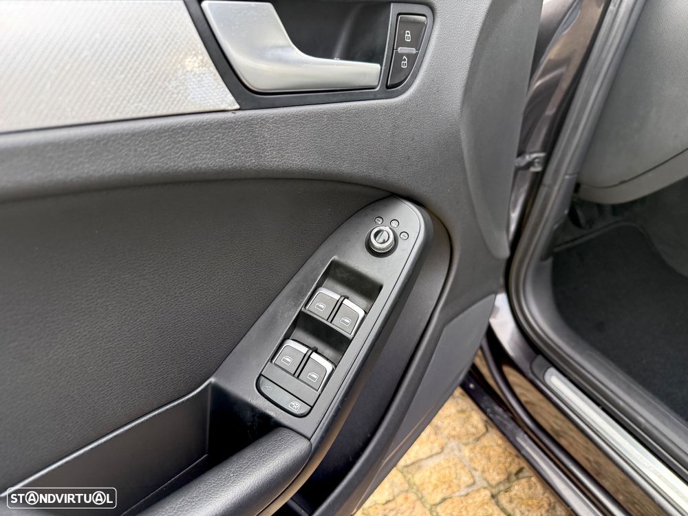 Audi A4 Avant 2.0 TDi S-line - 39