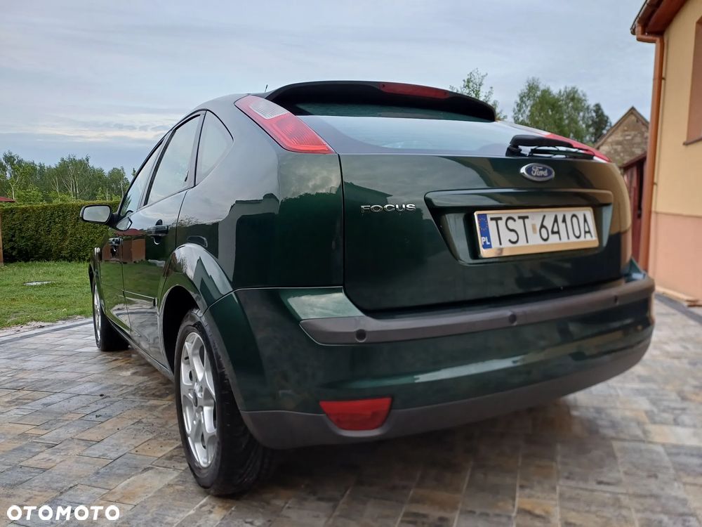 Ford Focus 1.6 Ti-VCT Ghia - 29