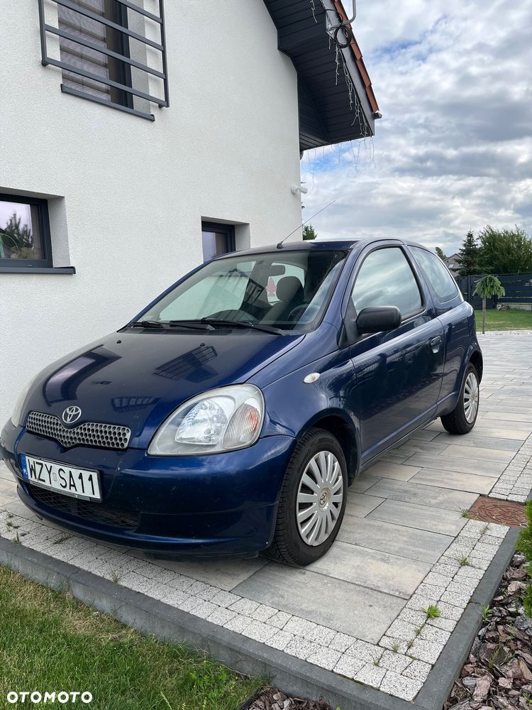 Toyota Yaris - 1