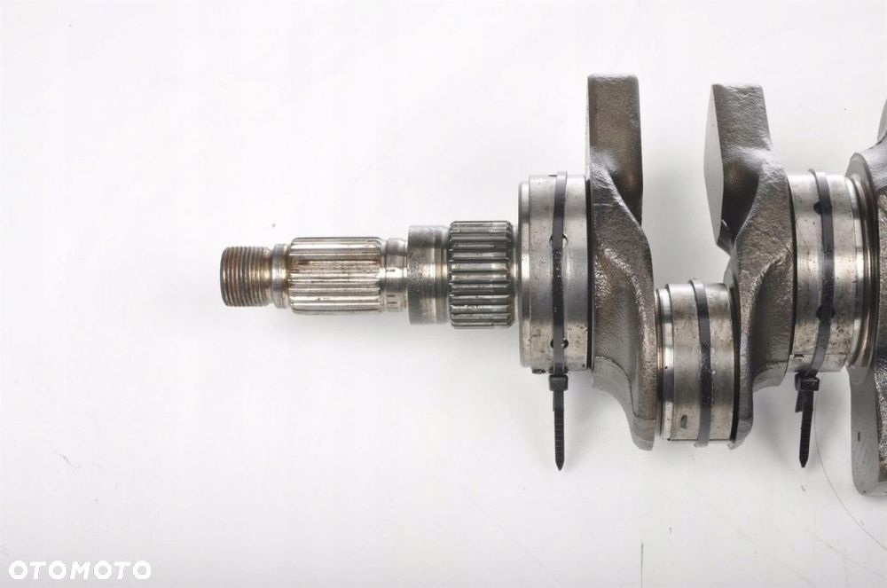 VOLVO C30 S40 II V50 2.0 D3 D5204T5 WAŁ KORBOWY - 4