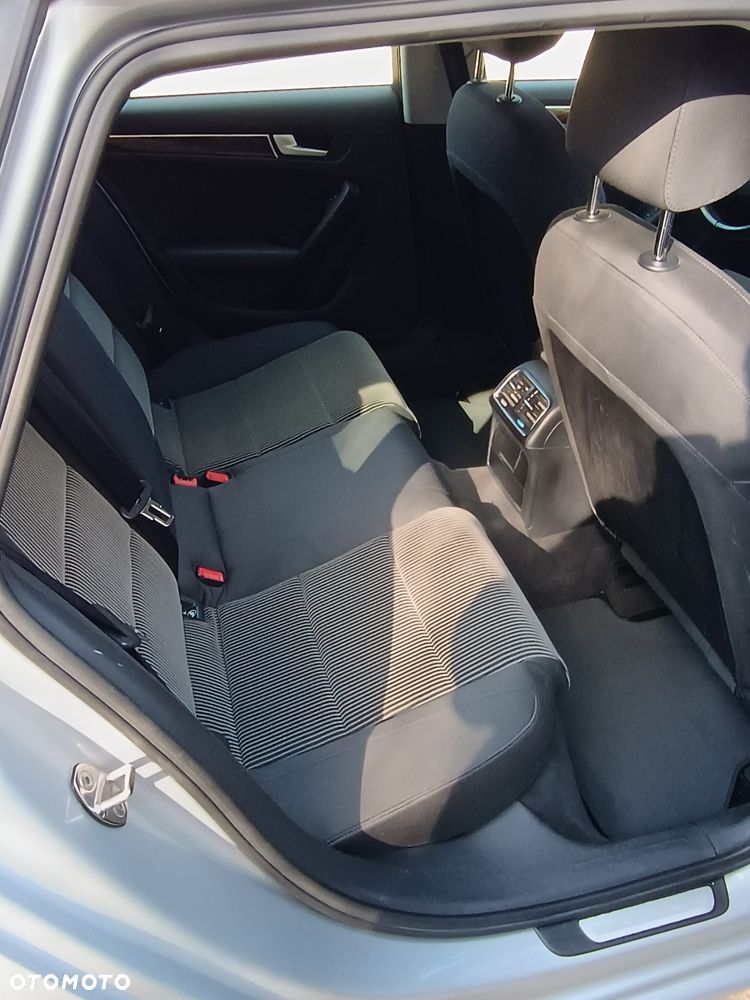 Audi A4 Avant 2.0 TDI Multitronic - 22