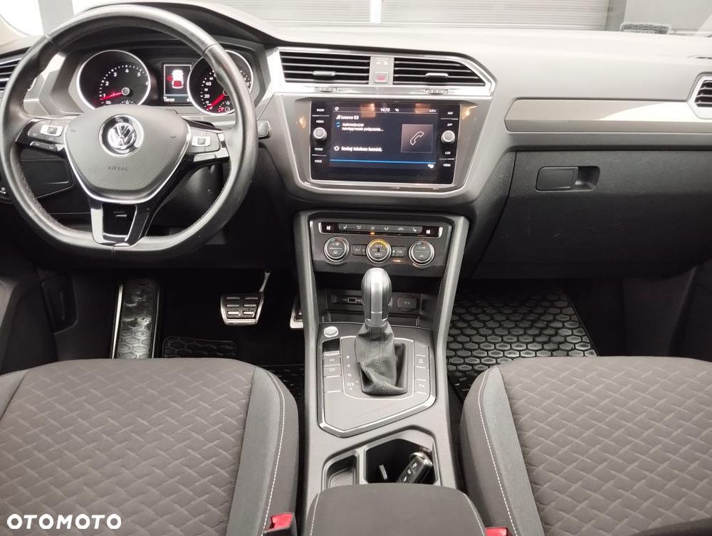 Volkswagen Tiguan - 6