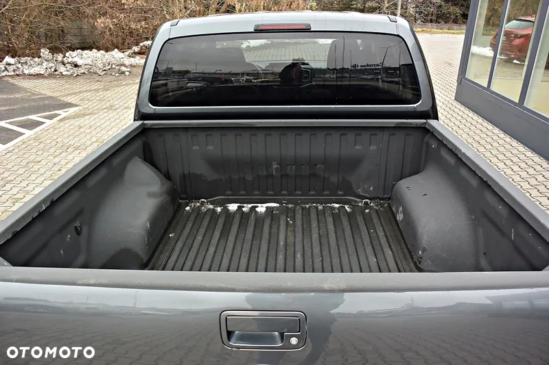 Volkswagen Amarok 3.0 V6 TDI 4Mot Highline - 11