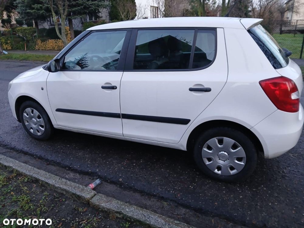 Skoda Fabia - 8