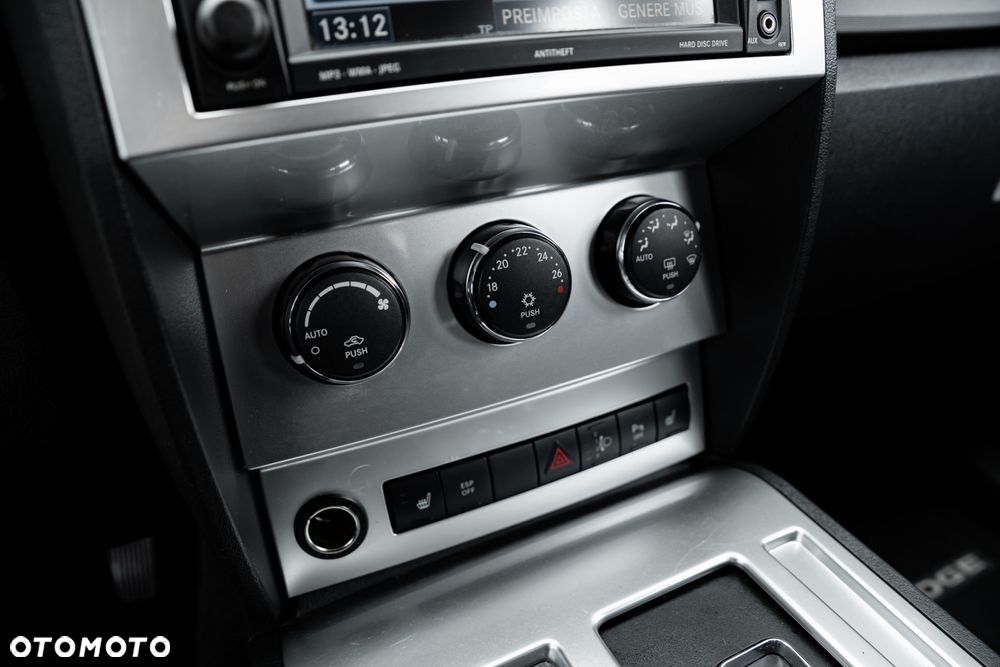 Dodge Nitro 2.8 CRD DPF Automatik R/T - 34