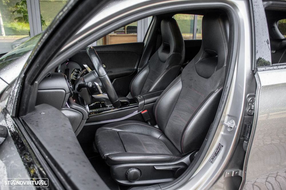 Mercedes-Benz A 180 d AMG Line Aut. - 31