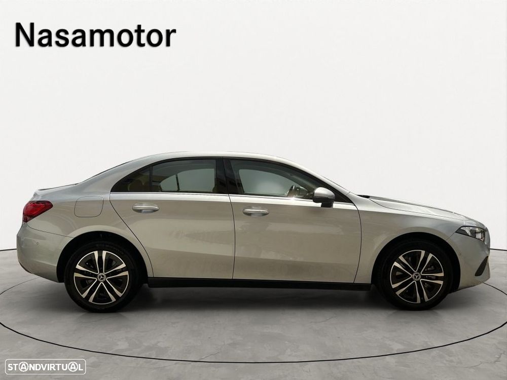 Mercedes-Benz A 250 Limousine - 5
