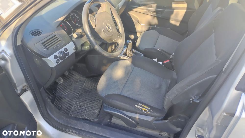 Opel Astra 1.6 Enjoy - 6