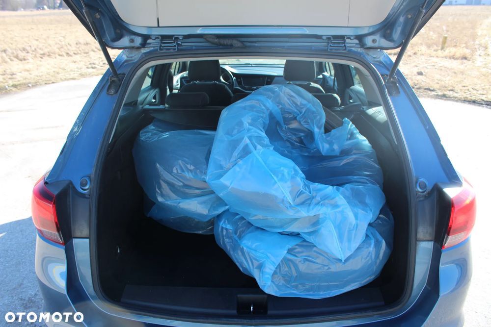 Opel Astra 1.4 T Dynamic - 11