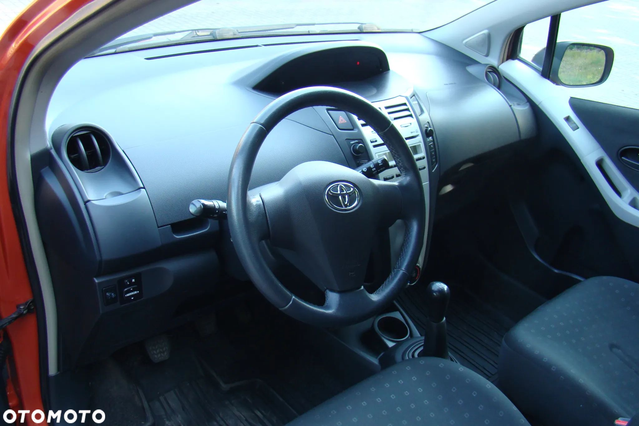 Toyota Yaris 1.4 D-4D Sol - 9