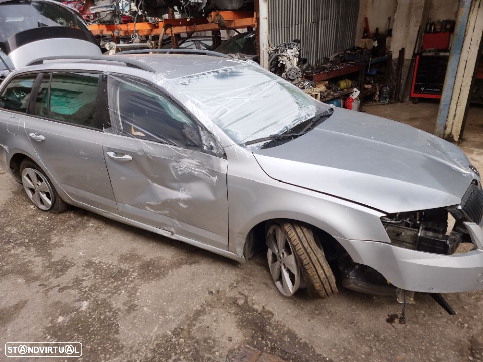 Skoda Octavia III Combi  1.6 TDI 2015  ref motor: CRKB Ref caixa: PTW para peças - 3