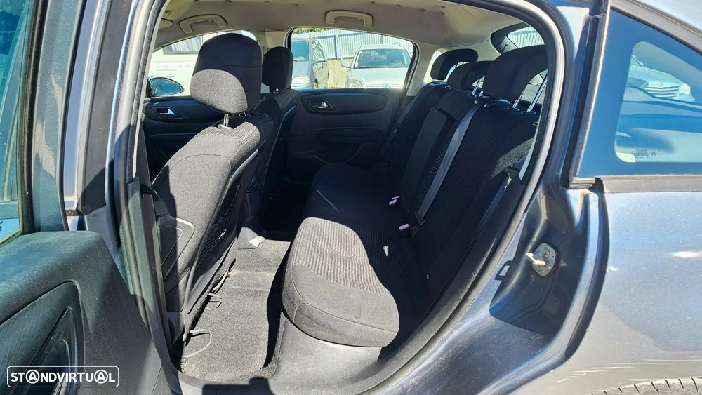 Citroën C4 ver-1-6-hdi-sx - 21