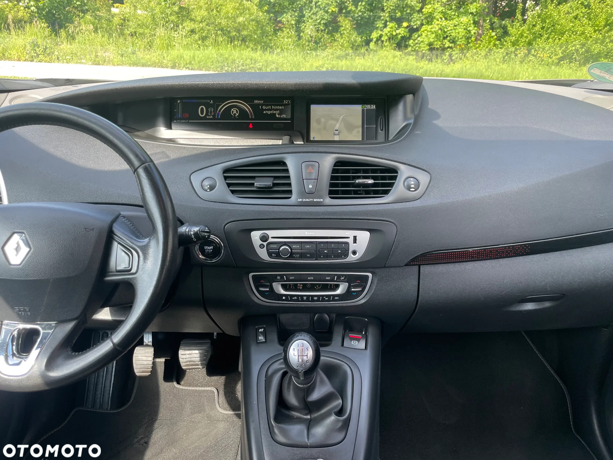 Renault Scenic ENERGY TCe 130 BOSE EDITION - 22