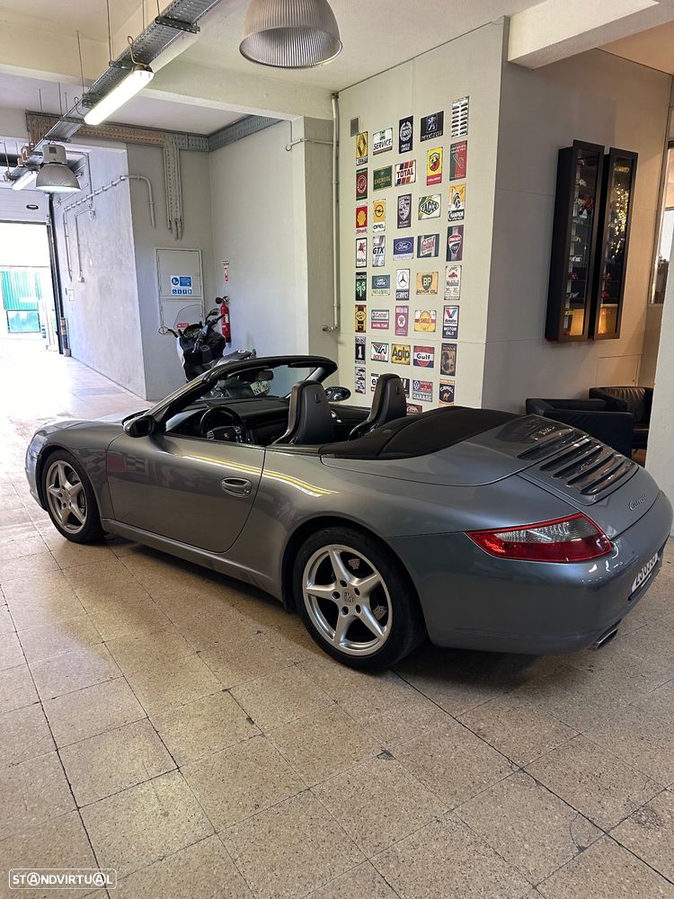 Porsche 911 Série F - 9