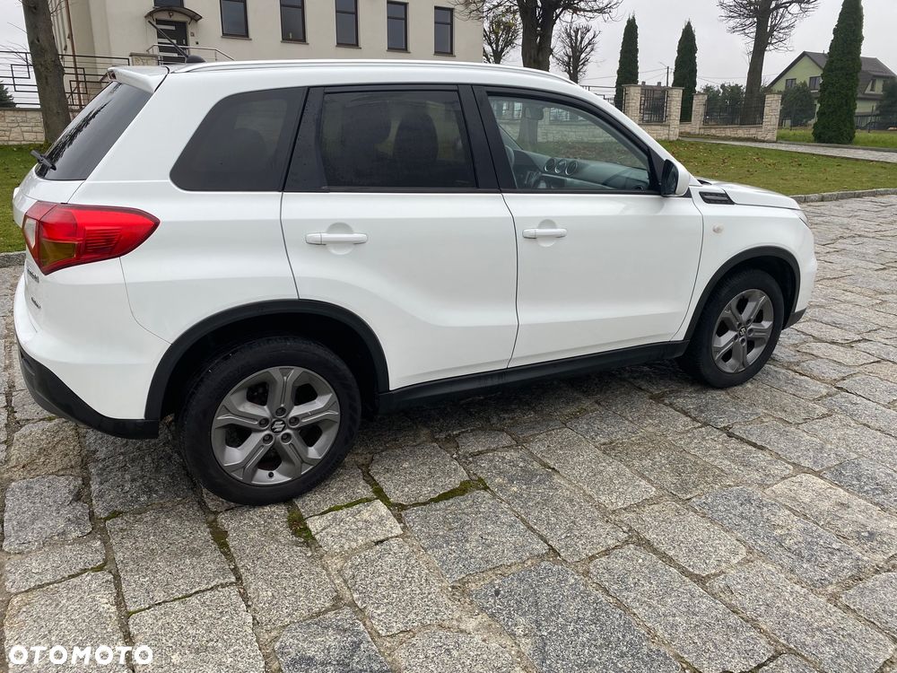 Suzuki Vitara 1.6 (4x4) Allgrip Comfort+ - 9