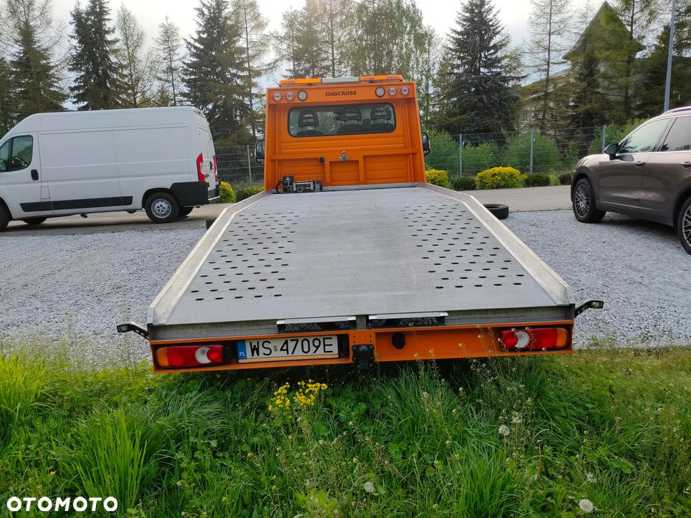 Nissan INTERSTAR - 1