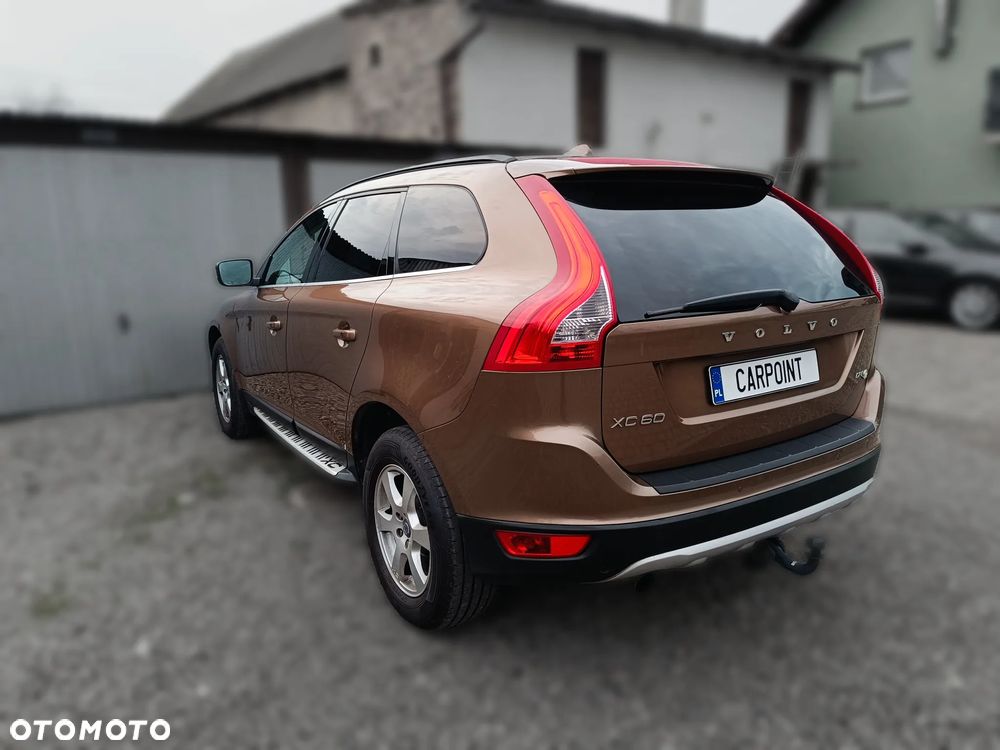 Volvo XC 60 DRIVe R Design - 9