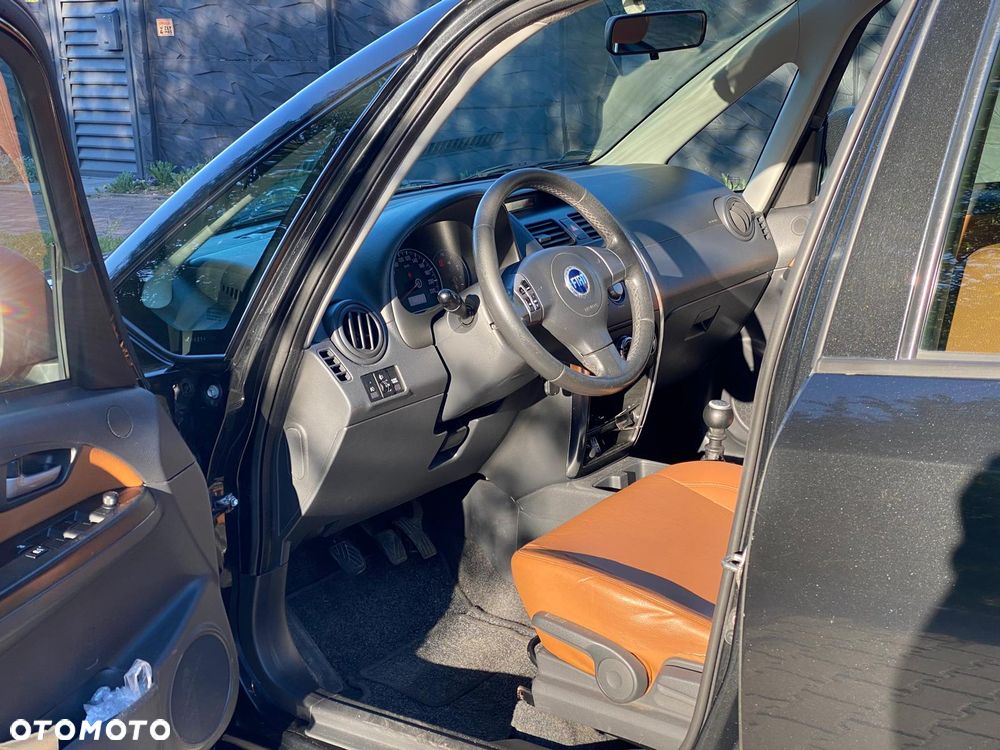 Fiat Sedici 1.9 Multijet DPF 4x4 Luxury - 21